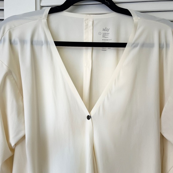 ADAY That's A Wrap Top Convertible Travel Shirt Blouse | Cream | S/M - Picture 8 of 16